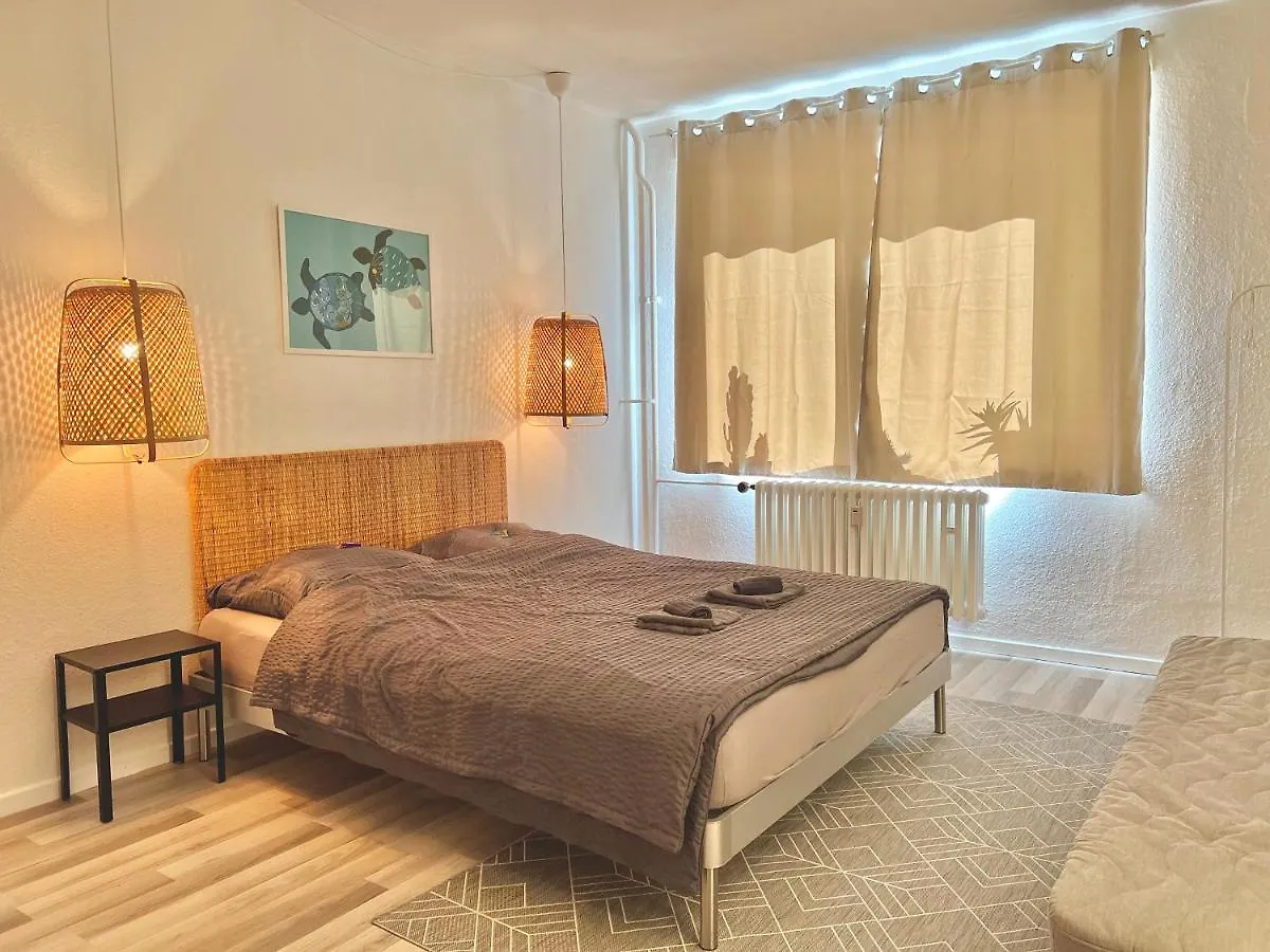 Contacts de Mini City Apartment